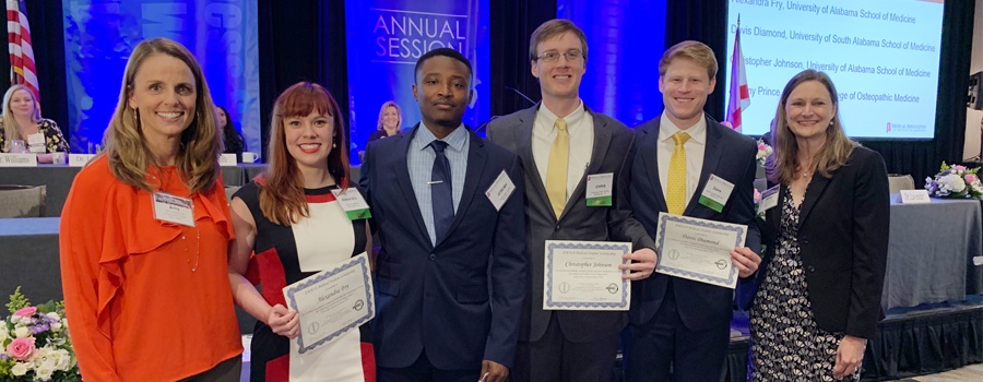 Four Medical Students Receive Scholarships during 2019 Annual Meeting